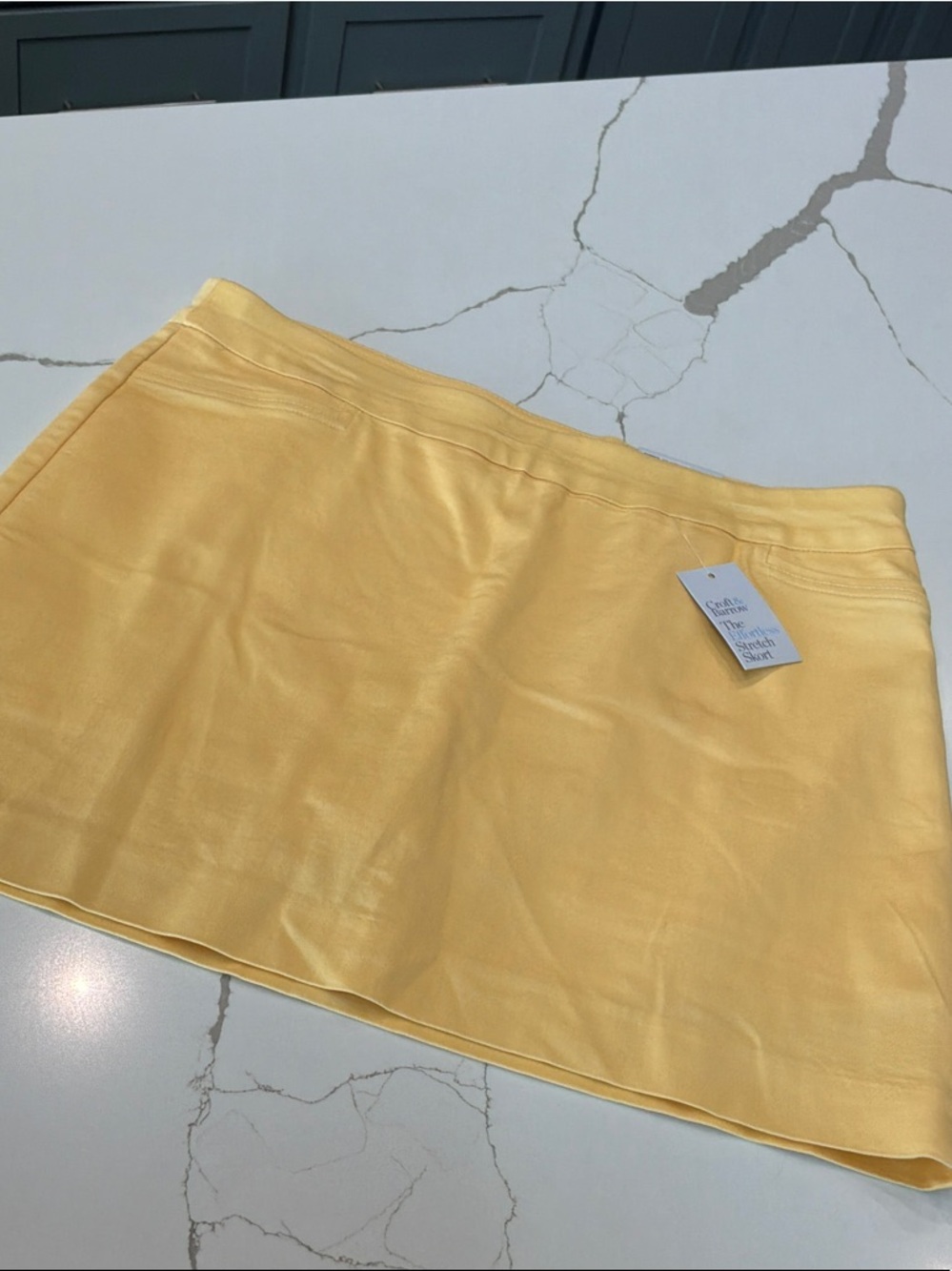 NWT croft & barrow stretch Size 16 Yellow Satin-Look Mini skirt but a Skort